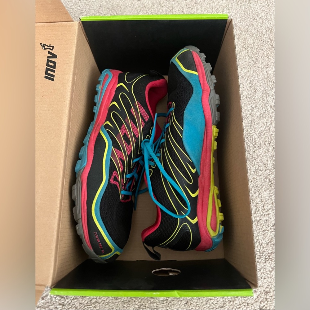Women’s INOV-8 TrailRoc 255 Running Shoe